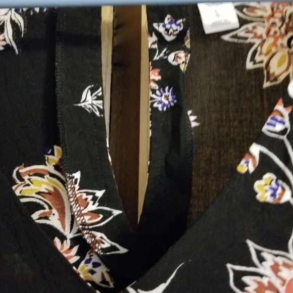 top - Picture 3 of 4